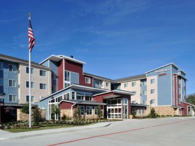 By Marriott Houston Nw