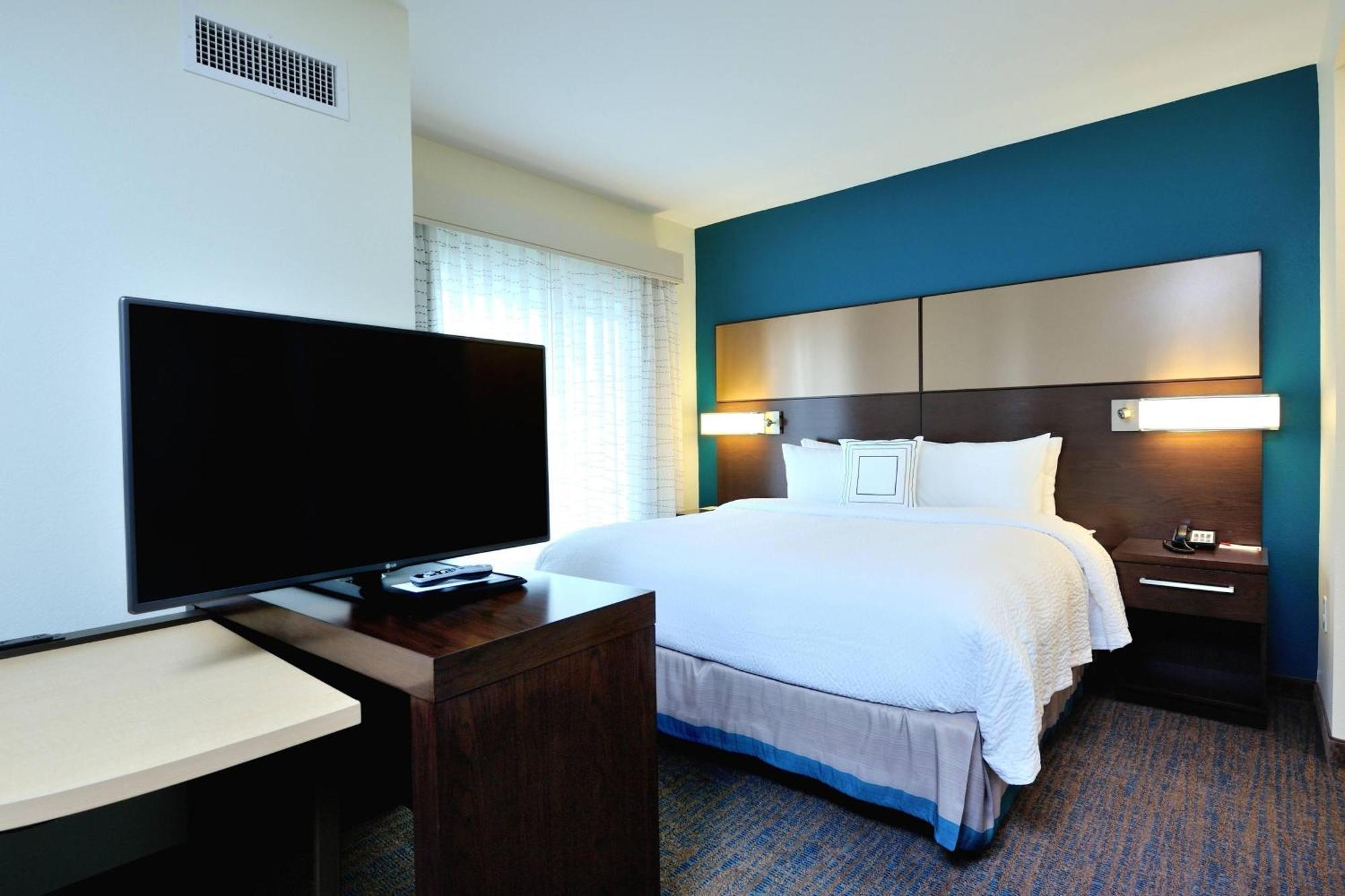 By Marriott Houston Nw 3* Cypress