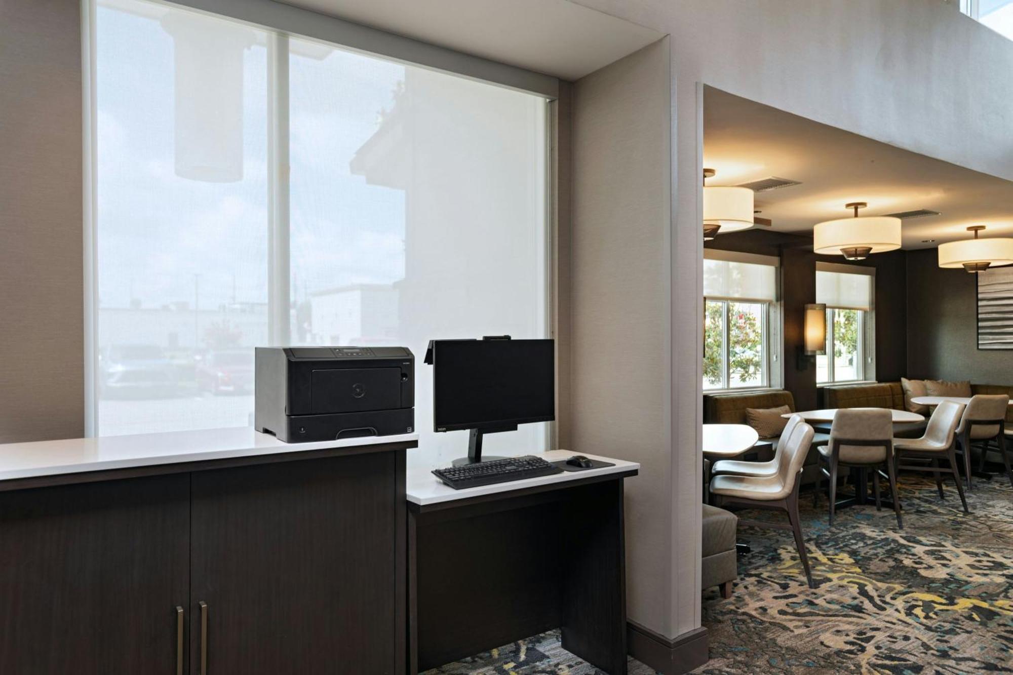 By Marriott Houston Nw Hotel 3*