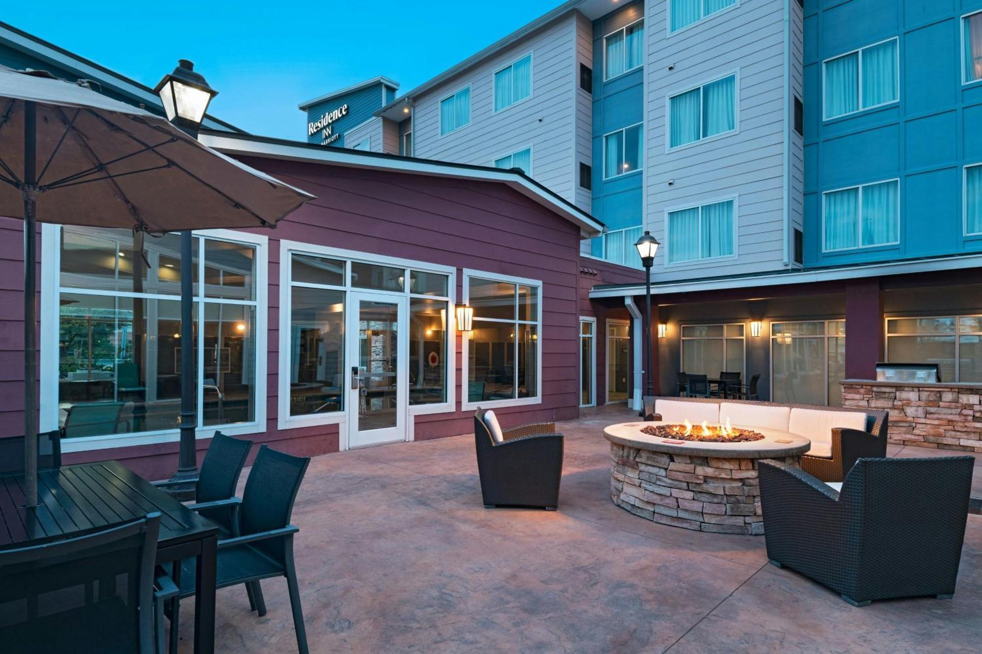 Hotel By Marriott Houston Nw 3*