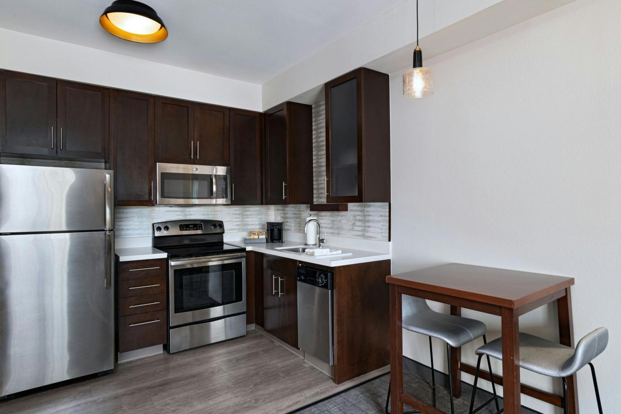 By Marriott Houston Nw 3* Cypress