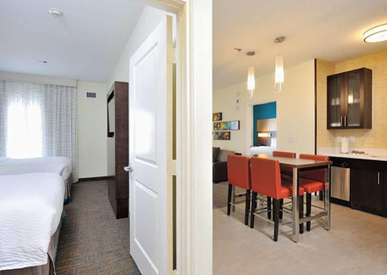 Hotel By Marriott Houston Nw
